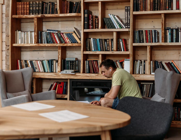 Бар библиотека - Отель Welna Eco Spa Resort / Велна Эко Спа Резорт