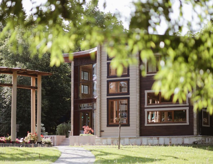 Бар библиотека - Отель Welna Eco Spa Resort / Велна Эко Спа Резорт